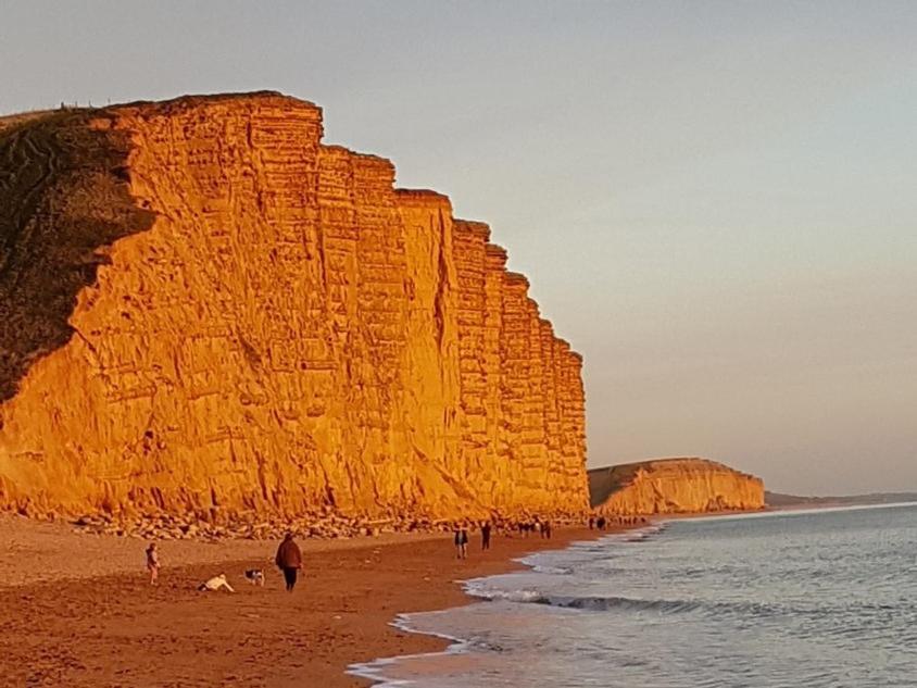 The George Ξενοδοχείο West Bay Εξωτερικό φωτογραφία